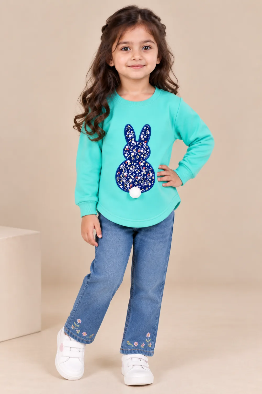 Girls Floral Bunny Graphic Fleece-Lined Sweatshirt – Mint Green